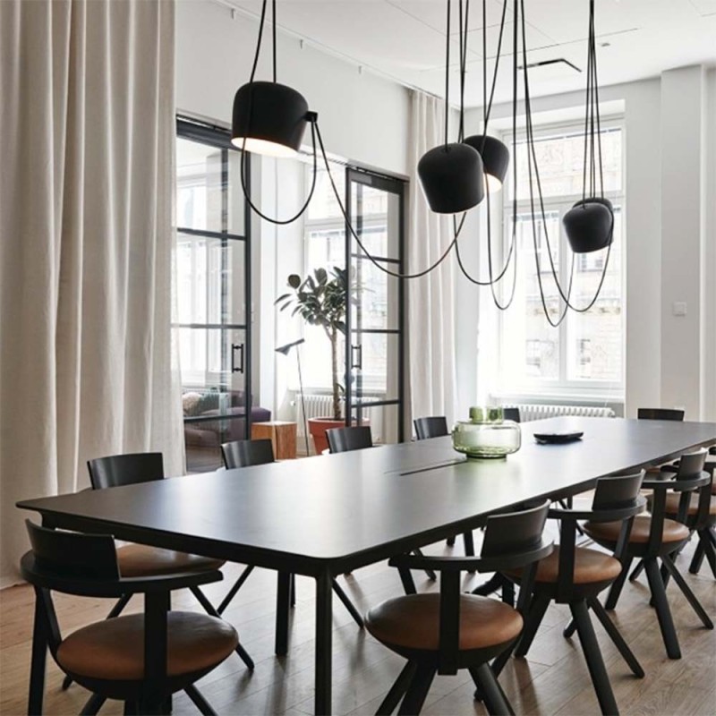 https://objectstorage.ap-seoul-1.oraclecloud.com/n/cnk6gaix2gpw/b/loqoqo-conv/o/flos/aim-x-5-led-suspension-pendant-lamp-anodized-light-silver/42496.jpg