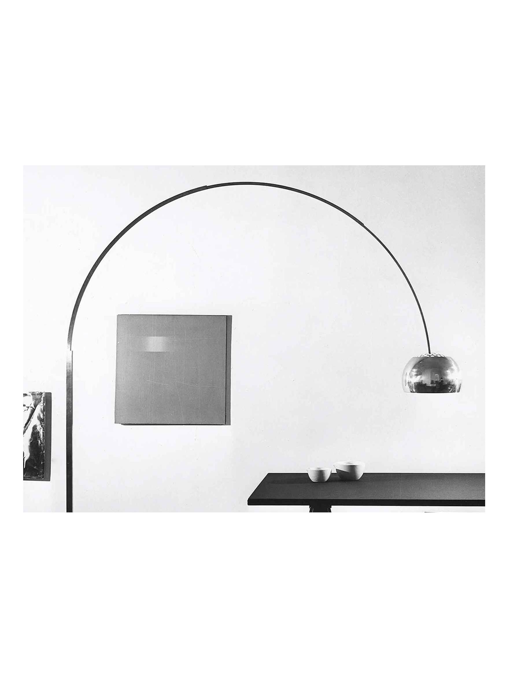 https://objectstorage.ap-seoul-1.oraclecloud.com/n/cnk6gaix2gpw/b/loqoqo-conv/o/flos/arco-floor-lamp/arco-flos-led-castiglioni-a.jpg