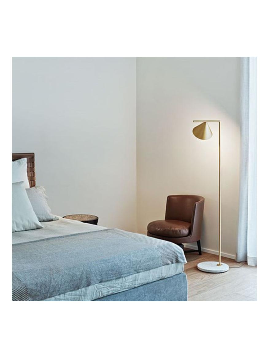https://objectstorage.ap-seoul-1.oraclecloud.com/n/cnk6gaix2gpw/b/loqoqo-conv/o/flos/captain-flint-led-floor-lamp-brushed-brass-marble-white/5376.jpg
