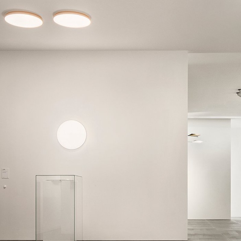 https://objectstorage.ap-seoul-1.oraclecloud.com/n/cnk6gaix2gpw/b/loqoqo-conv/o/flos/clara-fumee-led-ceiling-or-wall-lamp/60537.jpg