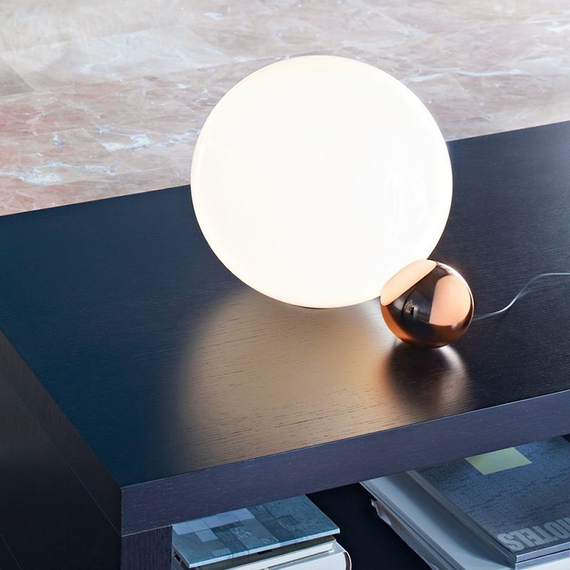 https://objectstorage.ap-seoul-1.oraclecloud.com/n/cnk6gaix2gpw/b/loqoqo-conv/o/flos/copycat-led-table-lamp-copper-michael-anastassiades-2015/6653.jpg