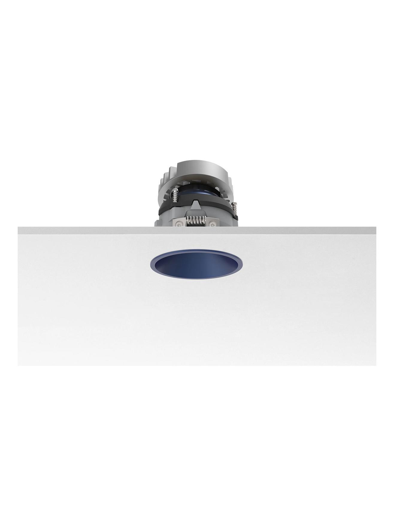https://objectstorage.ap-seoul-1.oraclecloud.com/n/cnk6gaix2gpw/b/loqoqo-conv/o/flos/easy-kap-o-80-adjustable-optic-flood-ceiling-lamp/easy-kap-blu.jpg