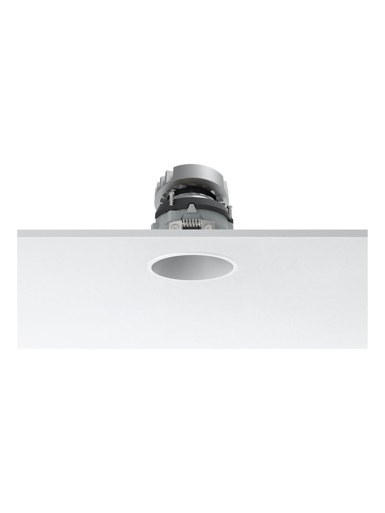 https://objectstorage.ap-seoul-1.oraclecloud.com/n/cnk6gaix2gpw/b/loqoqo-conv/o/flos/easy-kap-o-80-adjustable-optic-flood-ceiling-lamp/easy-kap-white.jpg