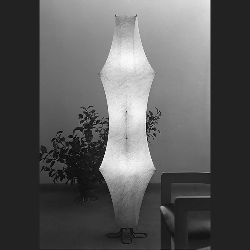 https://objectstorage.ap-seoul-1.oraclecloud.com/n/cnk6gaix2gpw/b/loqoqo-conv/o/flos/fantasma-piccolo-floor-lamp-white-cocoon-resin/12253.jpg