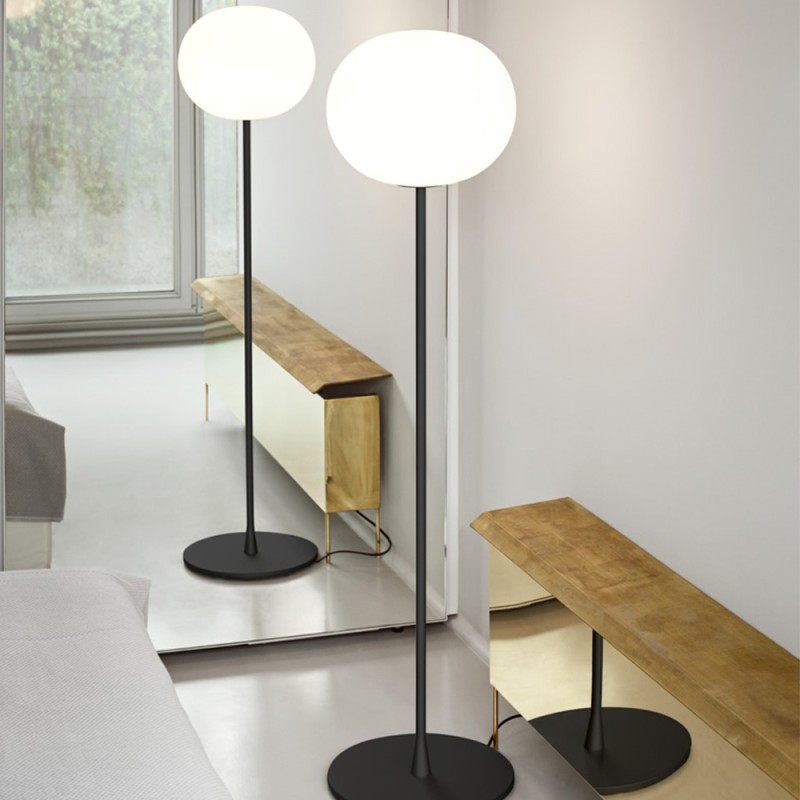 https://objectstorage.ap-seoul-1.oraclecloud.com/n/cnk6gaix2gpw/b/loqoqo-conv/o/flos/glo-ball-f-1-floor-lamp-matte-black/67514.jpg