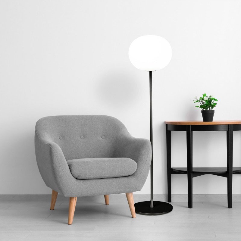 https://objectstorage.ap-seoul-1.oraclecloud.com/n/cnk6gaix2gpw/b/loqoqo-conv/o/flos/glo-ball-f-2-floor-lamp-matte-black/25871.jpg