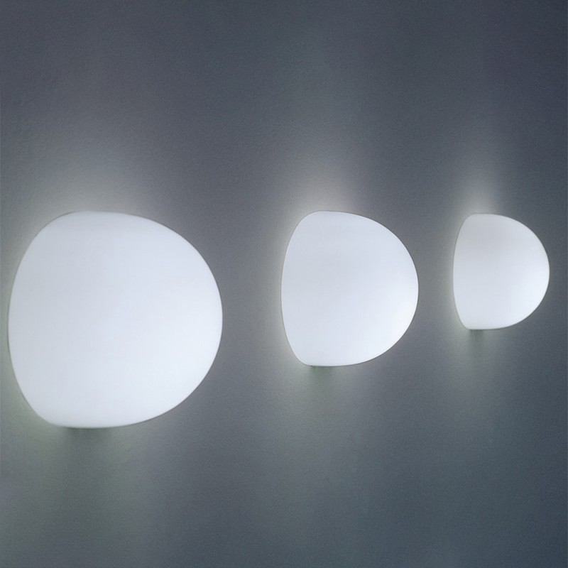 https://objectstorage.ap-seoul-1.oraclecloud.com/n/cnk6gaix2gpw/b/loqoqo-conv/o/flos/glo-ball-w-white-glass-wall-lamp/67679.jpg