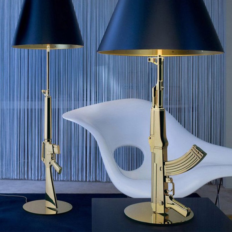 https://objectstorage.ap-seoul-1.oraclecloud.com/n/cnk6gaix2gpw/b/loqoqo-conv/o/flos/guns-table-gun-table-lamp-ak-47/63051.jpg