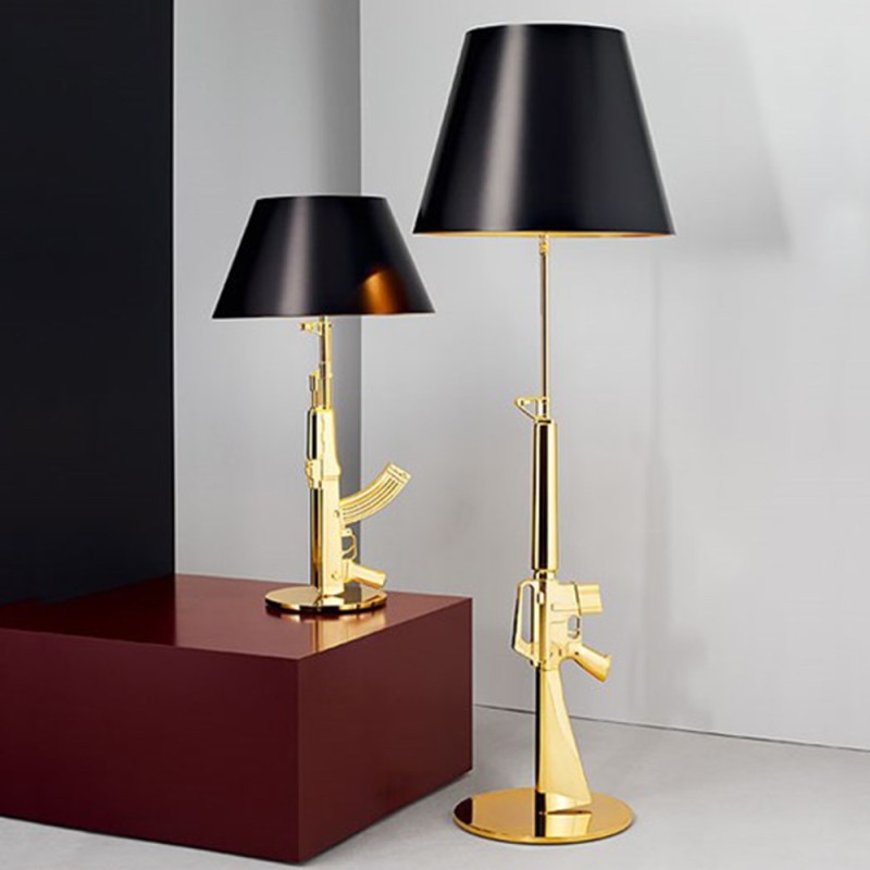 https://objectstorage.ap-seoul-1.oraclecloud.com/n/cnk6gaix2gpw/b/loqoqo-conv/o/flos/guns-table-gun-table-lamp-ak-47/63056.jpg
