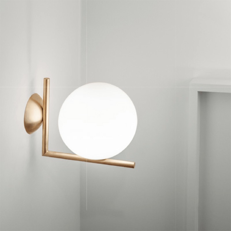 https://objectstorage.ap-seoul-1.oraclecloud.com/n/cnk6gaix2gpw/b/loqoqo-conv/o/flos/ic-c-w-2-applique-wall-or-ceiling-lamp-brass/15024.jpg