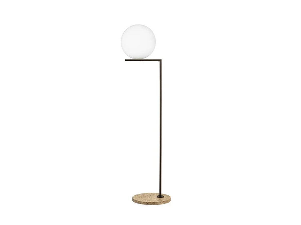 https://objectstorage.ap-seoul-1.oraclecloud.com/n/cnk6gaix2gpw/b/loqoqo-conv/o/flos/ic-f-2-outdoor-floor-lamp/ic-f2-imperial-travertine-and-dark-brown-stem-flos.jpg