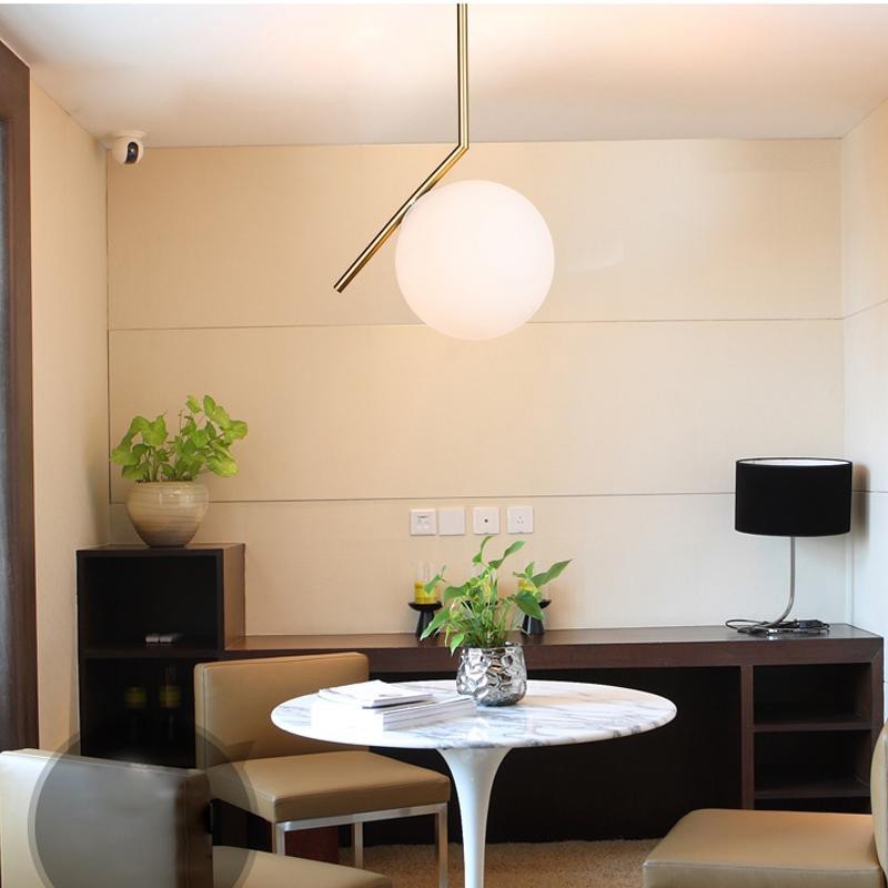 https://objectstorage.ap-seoul-1.oraclecloud.com/n/cnk6gaix2gpw/b/loqoqo-conv/o/flos/ic-s-2-suspension-lamp-brass/18546.jpg