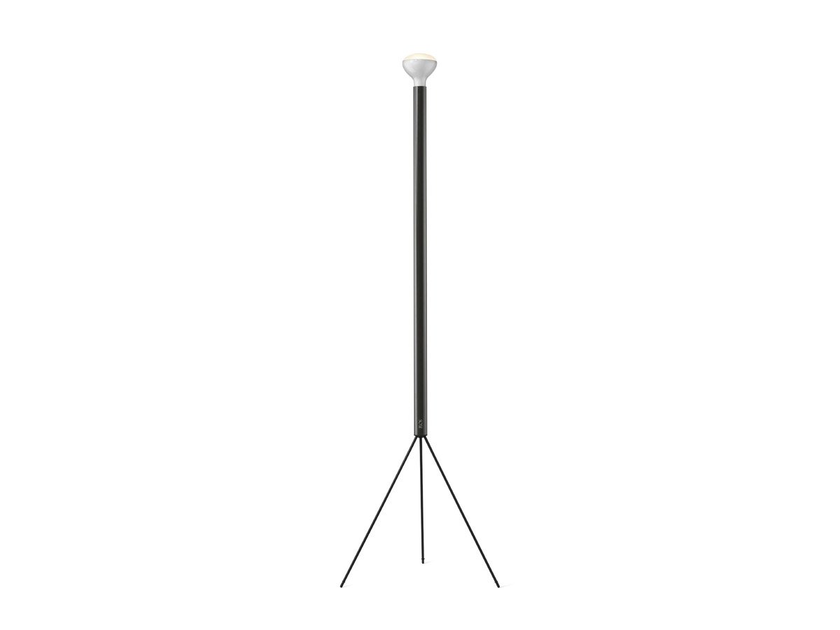 https://objectstorage.ap-seoul-1.oraclecloud.com/n/cnk6gaix2gpw/b/loqoqo-conv/o/flos/luminator-floor-lamp/luminatorfloslampblack.jpg