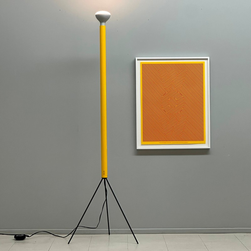 https://objectstorage.ap-seoul-1.oraclecloud.com/n/cnk6gaix2gpw/b/loqoqo-conv/o/flos/luminator-historical-floor-lamp/124196.jpg