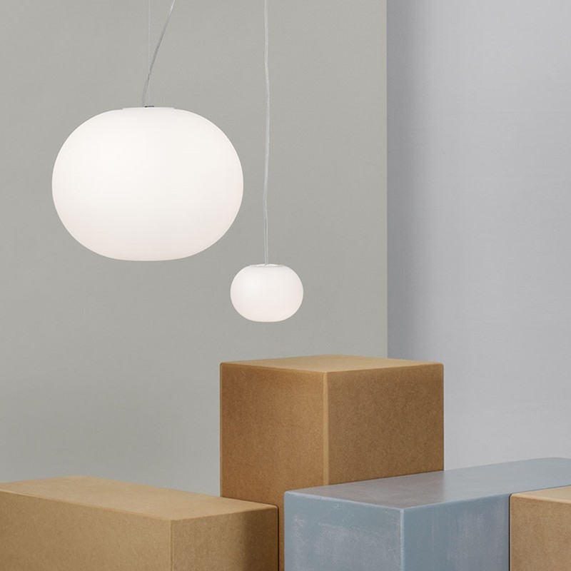 https://objectstorage.ap-seoul-1.oraclecloud.com/n/cnk6gaix2gpw/b/loqoqo-conv/o/flos/mini-glo-ball-suspension-lamp-white/13877.jpg
