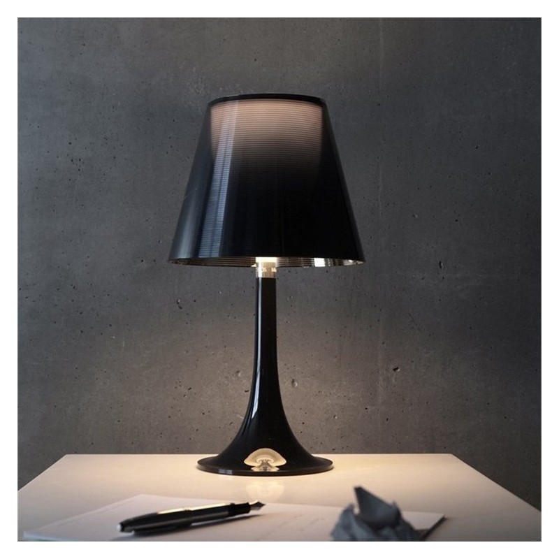 https://objectstorage.ap-seoul-1.oraclecloud.com/n/cnk6gaix2gpw/b/loqoqo-conv/o/flos/miss-k-table-lamp-aluminized-black-f-6255030/13834.jpg