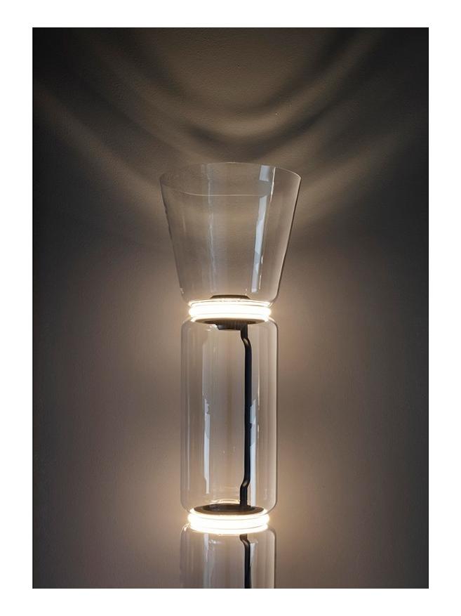 https://objectstorage.ap-seoul-1.oraclecloud.com/n/cnk6gaix2gpw/b/loqoqo-conv/o/flos/noctambule-big-led-floor-lamp-high-in-blow-glass/19042.jpg