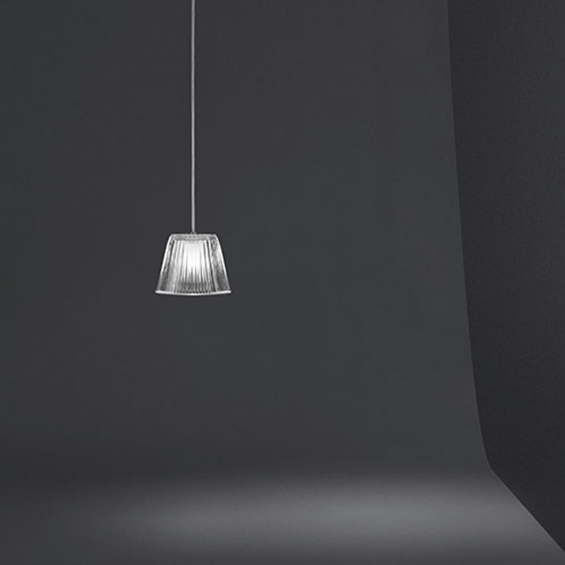 https://objectstorage.ap-seoul-1.oraclecloud.com/n/cnk6gaix2gpw/b/loqoqo-conv/o/flos/romeo-babe-s-suspension-lamp-in-glass/19747.jpg