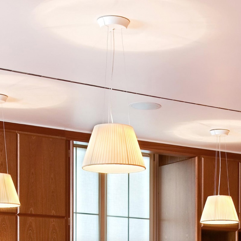 https://objectstorage.ap-seoul-1.oraclecloud.com/n/cnk6gaix2gpw/b/loqoqo-conv/o/flos/romeo-moon-s-1-glass-suspension-lamp/67317.jpg