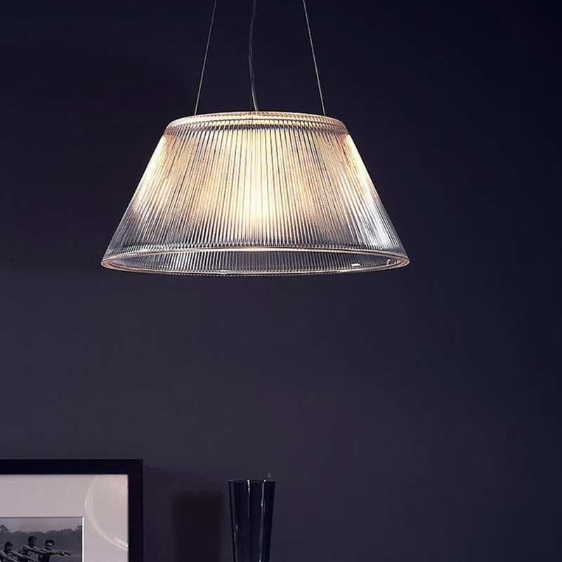 https://objectstorage.ap-seoul-1.oraclecloud.com/n/cnk6gaix2gpw/b/loqoqo-conv/o/flos/romeo-moon-s-2-glass-suspension-lamp/67329.jpg