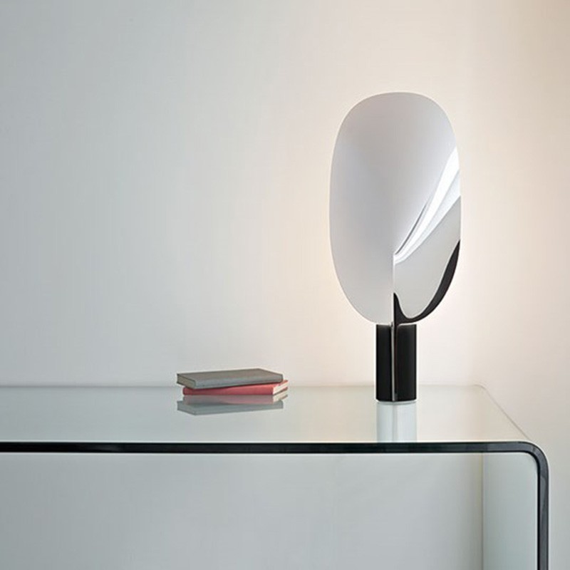 https://objectstorage.ap-seoul-1.oraclecloud.com/n/cnk6gaix2gpw/b/loqoqo-conv/o/flos/serena-led-table-lamp-aluminum/3648.jpg