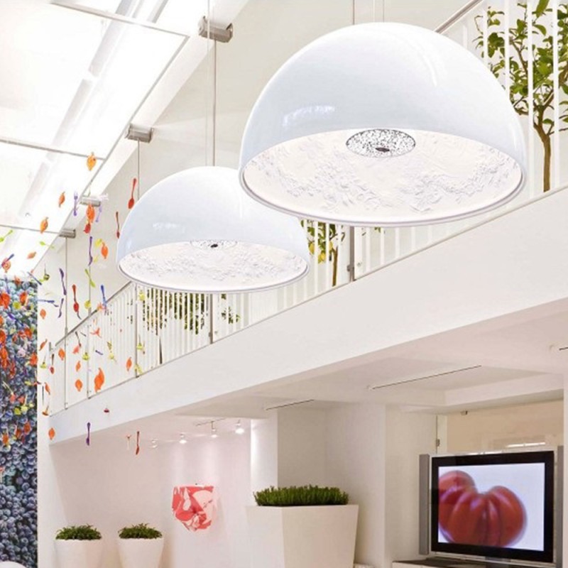 https://objectstorage.ap-seoul-1.oraclecloud.com/n/cnk6gaix2gpw/b/loqoqo-conv/o/flos/skygarden-1-suspension-lamp-in-white/66861.jpg