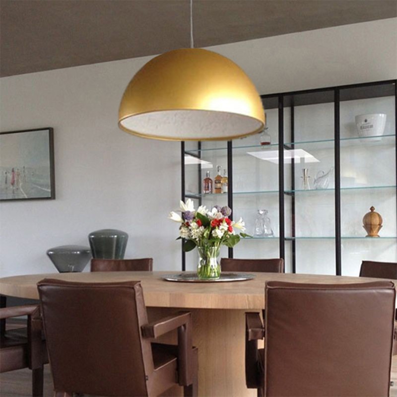 https://objectstorage.ap-seoul-1.oraclecloud.com/n/cnk6gaix2gpw/b/loqoqo-conv/o/flos/skygarden-2-suspension-lamp-in-gold/66879.jpg