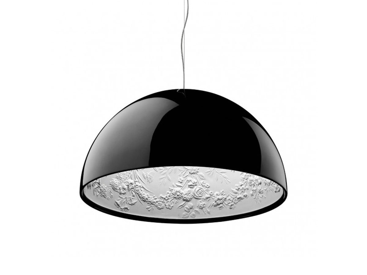 https://objectstorage.ap-seoul-1.oraclecloud.com/n/cnk6gaix2gpw/b/loqoqo-conv/o/flos/skygarden-small-suspension-lamp/skygarden-small-glossy-black.jpg