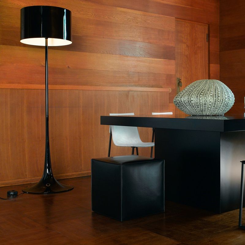 https://objectstorage.ap-seoul-1.oraclecloud.com/n/cnk6gaix2gpw/b/loqoqo-conv/o/flos/spun-light-f-floor-lamp-shiny-black-dimmer/7946.jpg