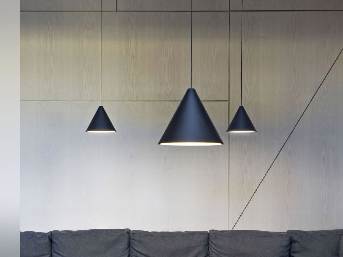 https://objectstorage.ap-seoul-1.oraclecloud.com/n/cnk6gaix2gpw/b/loqoqo-conv/o/flos/string-light-cone-12-mt-suspension-lamp/string_light_flos_anastassiades0004Livello_8.jpg