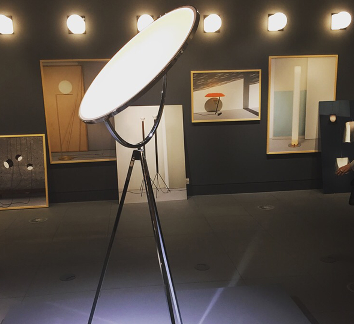 https://objectstorage.ap-seoul-1.oraclecloud.com/n/cnk6gaix2gpw/b/loqoqo-conv/o/flos/superloon-floor-lamp/superloon.jpg