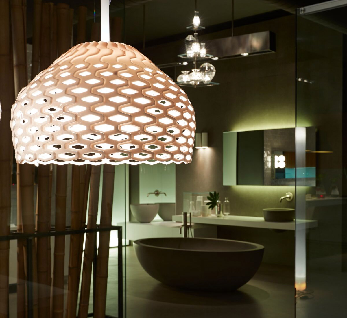 https://objectstorage.ap-seoul-1.oraclecloud.com/n/cnk6gaix2gpw/b/loqoqo-conv/o/flos/tatou-s-2-suspension-lamp/1200_24.jpg
