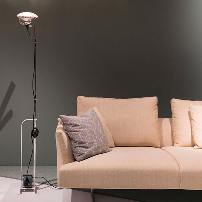 https://objectstorage.ap-seoul-1.oraclecloud.com/n/cnk6gaix2gpw/b/loqoqo-conv/o/flos/toio-led-white-floor-lamp-dimmable/25771.jpg