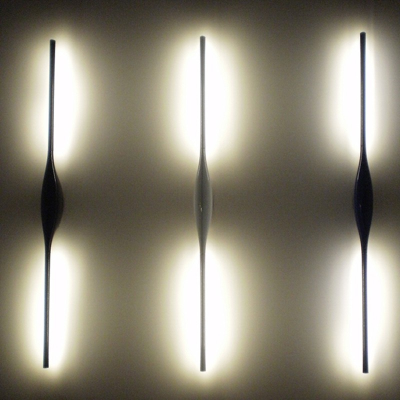 https://objectstorage.ap-seoul-1.oraclecloud.com/n/cnk6gaix2gpw/b/loqoqo-conv/o/fontana-arte/fontana-arte-apex-wall-lamp-w-ith-indirect-light-applique/20105.jpg
