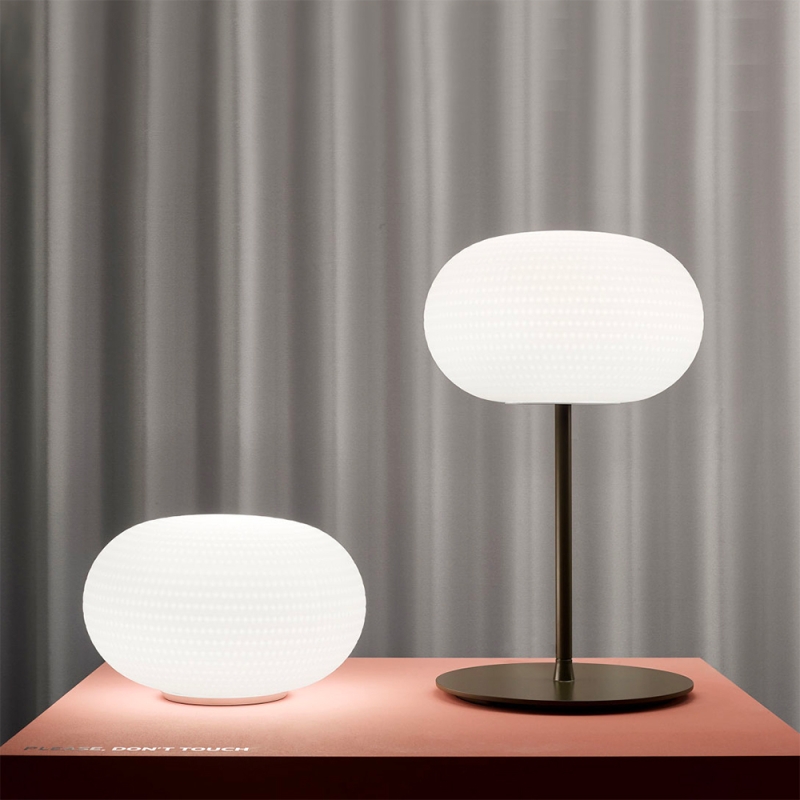 https://objectstorage.ap-seoul-1.oraclecloud.com/n/cnk6gaix2gpw/b/loqoqo-conv/o/fontana-arte/fontana-arte-bianca-led-table-lamp/127648.jpg