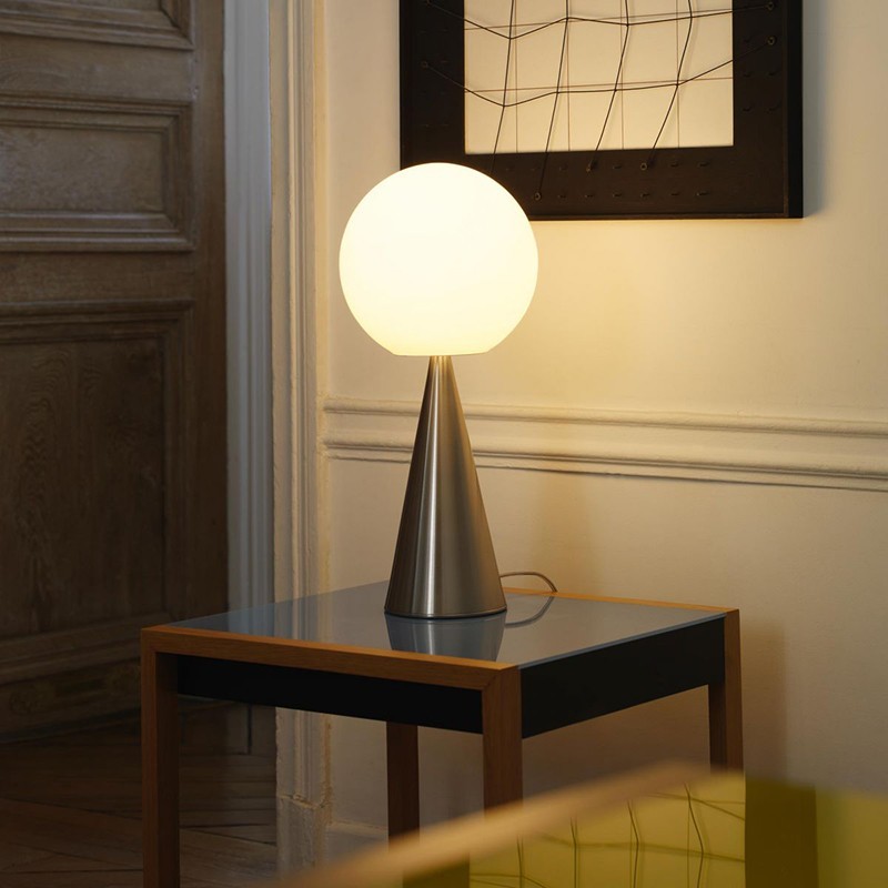 https://objectstorage.ap-seoul-1.oraclecloud.com/n/cnk6gaix2gpw/b/loqoqo-conv/o/fontana-arte/fontana-arte-bilia-led-table-lamp/20172.jpg