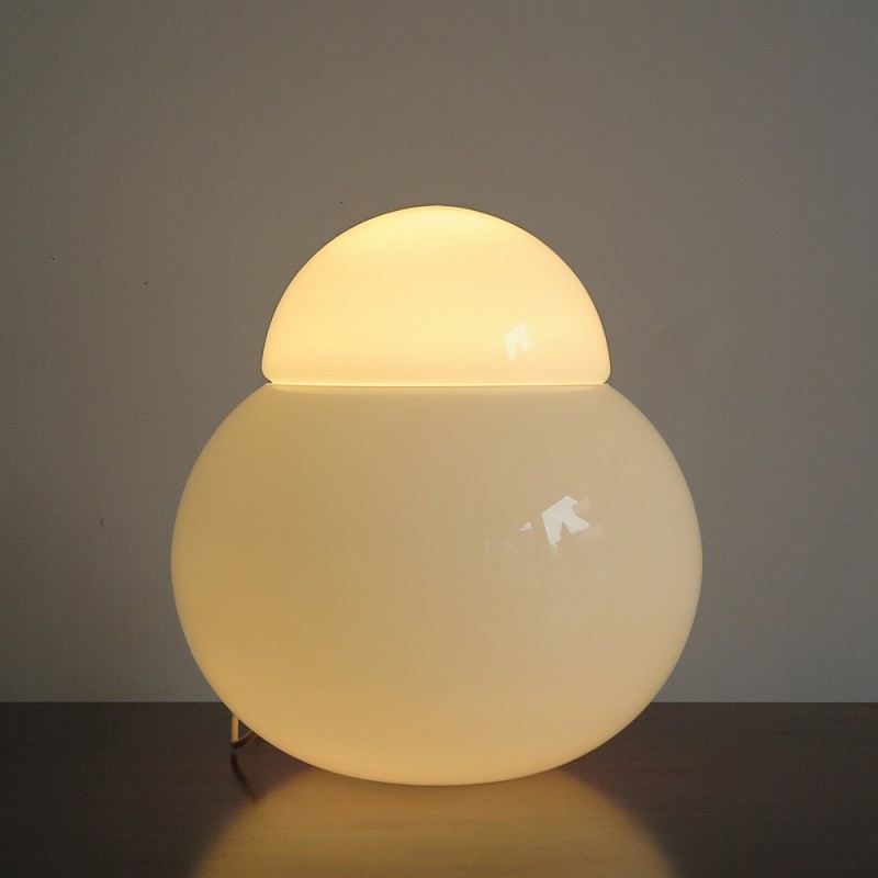https://objectstorage.ap-seoul-1.oraclecloud.com/n/cnk6gaix2gpw/b/loqoqo-conv/o/fontana-arte/fontana-arte-daruma-historical-table-lamp/79770.jpg