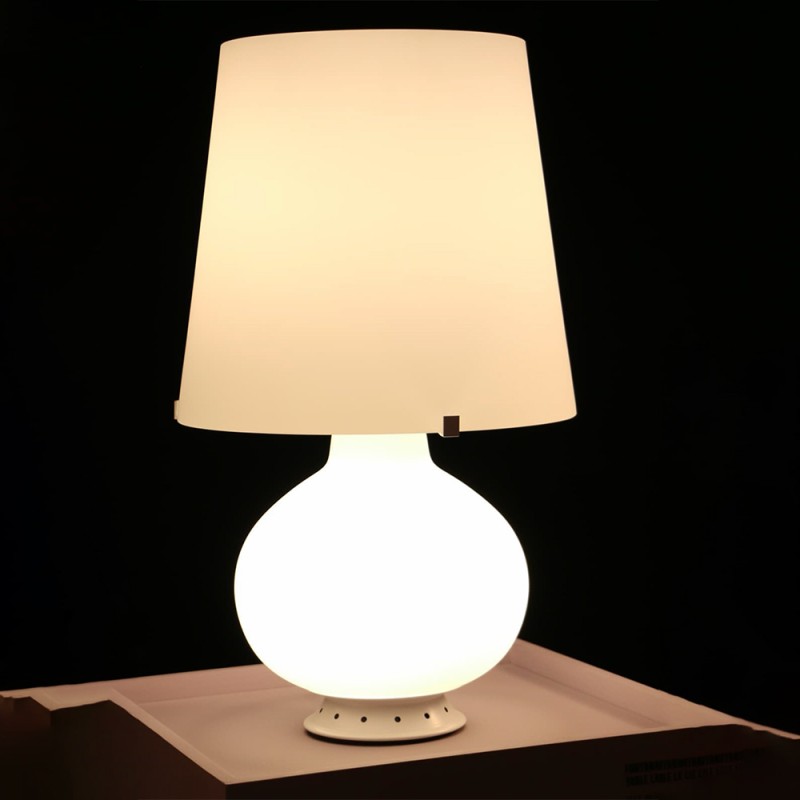 https://objectstorage.ap-seoul-1.oraclecloud.com/n/cnk6gaix2gpw/b/loqoqo-conv/o/fontana-arte/fontana-arte-fontana-large-table-lamp/80234.jpg