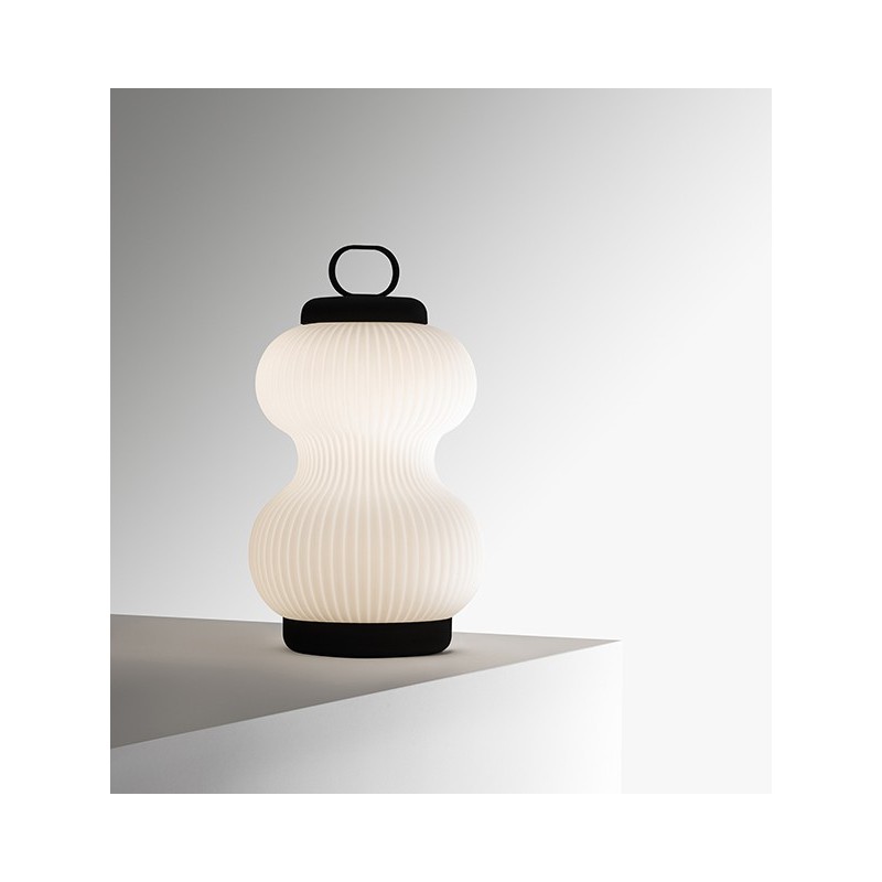 https://objectstorage.ap-seoul-1.oraclecloud.com/n/cnk6gaix2gpw/b/loqoqo-conv/o/fontana-arte/fontana-arte-kanji-floor-dimmable-led-lamp/38687.jpg