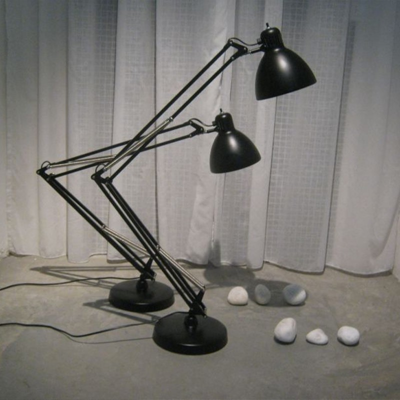 https://objectstorage.ap-seoul-1.oraclecloud.com/n/cnk6gaix2gpw/b/loqoqo-conv/o/fontana-arte/fontana-arte-naska-large-metal-table-lamp/30254.jpg