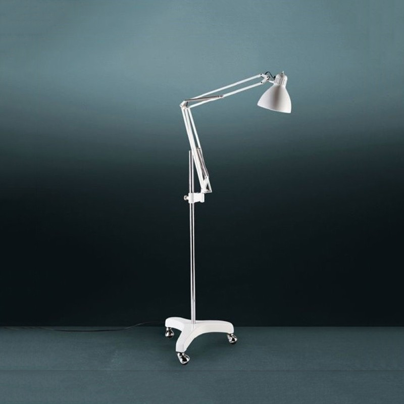 https://objectstorage.ap-seoul-1.oraclecloud.com/n/cnk6gaix2gpw/b/loqoqo-conv/o/fontana-arte/fontana-arte-naska-led-floor-lamp/99307.jpg