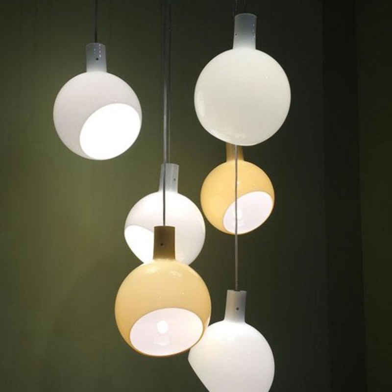 https://objectstorage.ap-seoul-1.oraclecloud.com/n/cnk6gaix2gpw/b/loqoqo-conv/o/fontana-arte/fontana-arte-parola-spherical-glass-suspension-lamp/64267.jpg