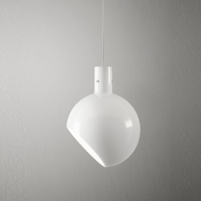 https://objectstorage.ap-seoul-1.oraclecloud.com/n/cnk6gaix2gpw/b/loqoqo-conv/o/fontana-arte/fontana-arte-parola-spherical-glass-suspension-lamp/64270.jpg