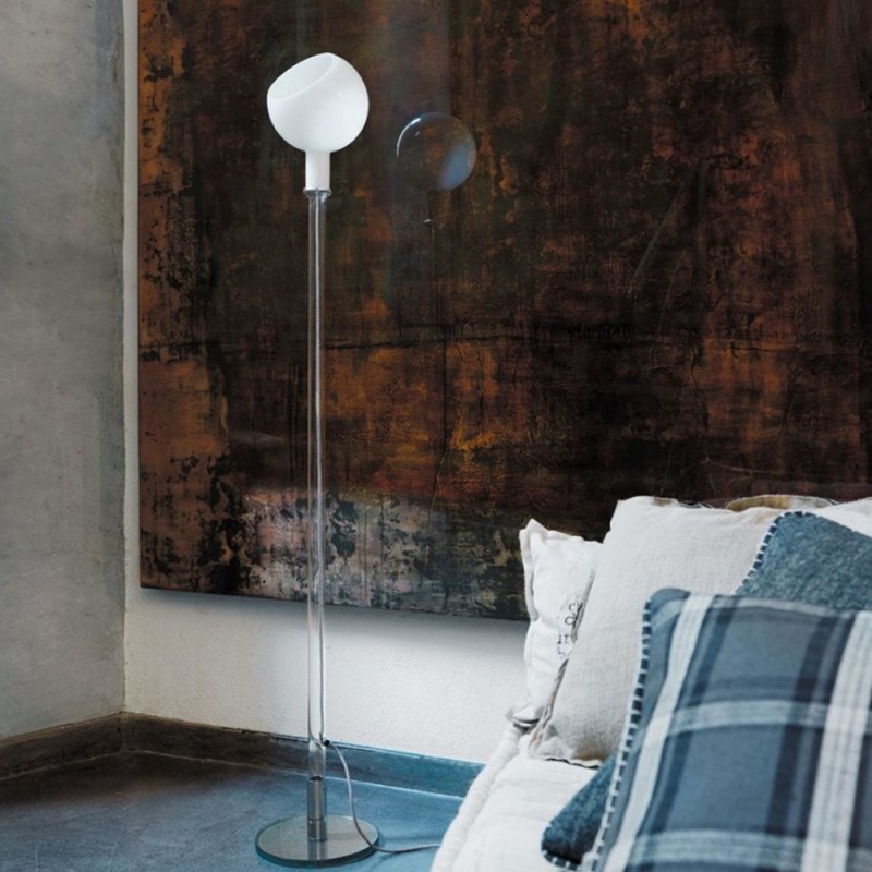 https://objectstorage.ap-seoul-1.oraclecloud.com/n/cnk6gaix2gpw/b/loqoqo-conv/o/fontana-arte/fontana-arte-parolona-dimmable-floor-lamp-in-glass-1980/80857.jpg