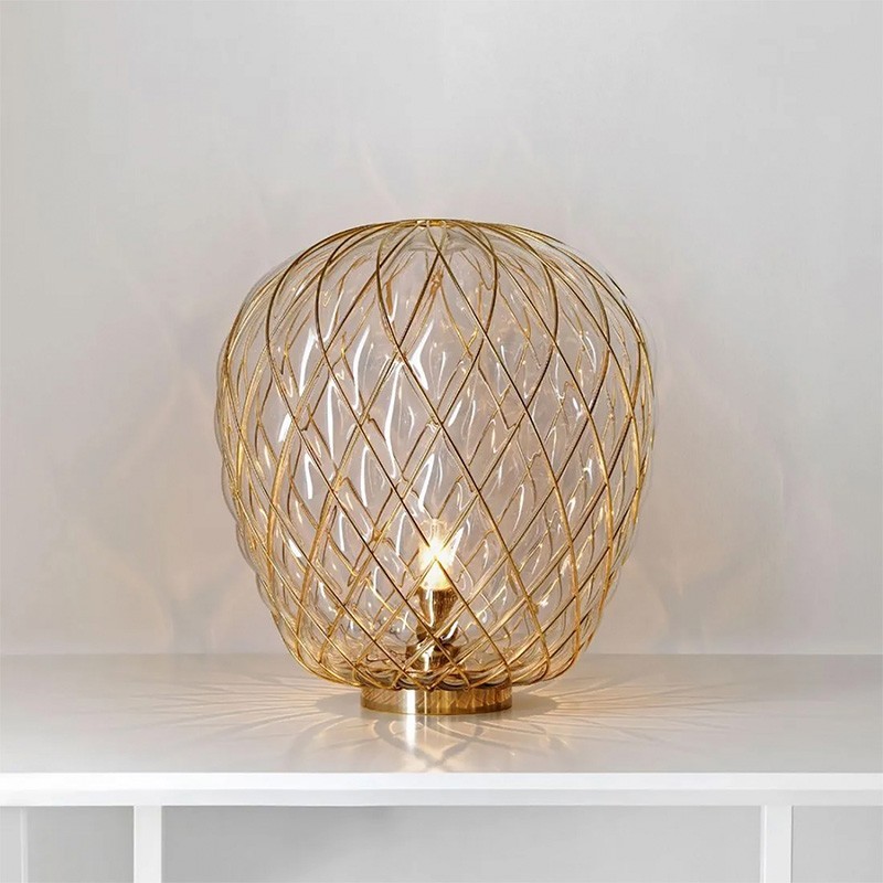 https://objectstorage.ap-seoul-1.oraclecloud.com/n/cnk6gaix2gpw/b/loqoqo-conv/o/fontana-arte/fontana-arte-pinecone-large-table-lamp/58110.jpg