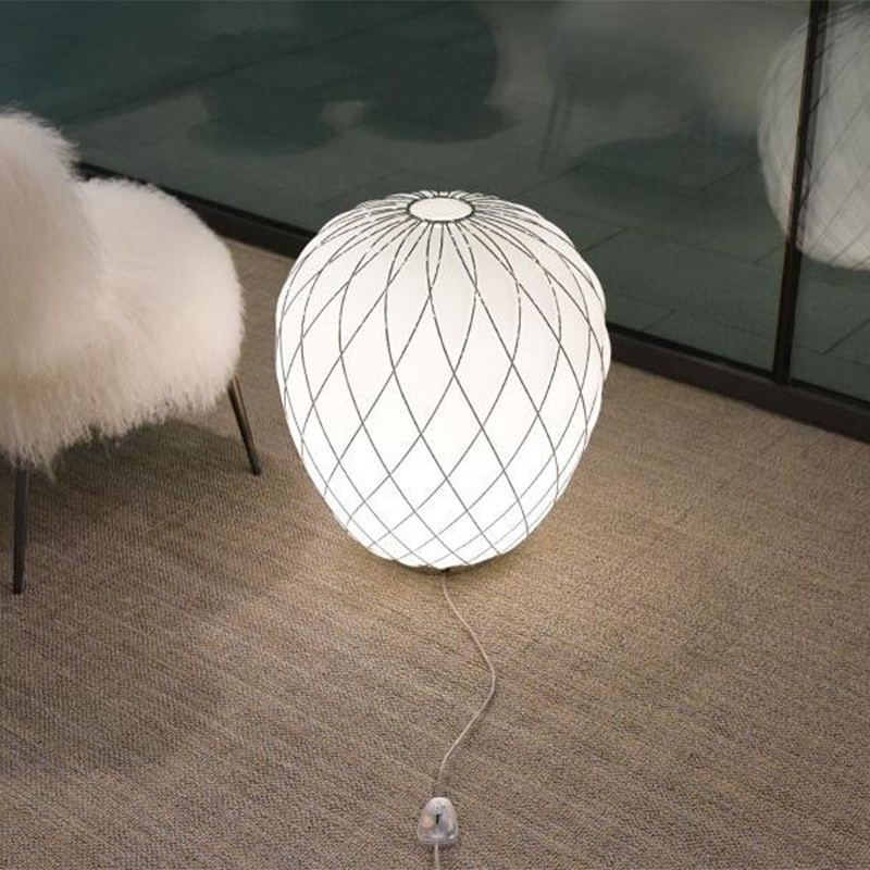 https://objectstorage.ap-seoul-1.oraclecloud.com/n/cnk6gaix2gpw/b/loqoqo-conv/o/fontana-arte/fontana-arte-pinecone-large-table-lamp/58112.jpg