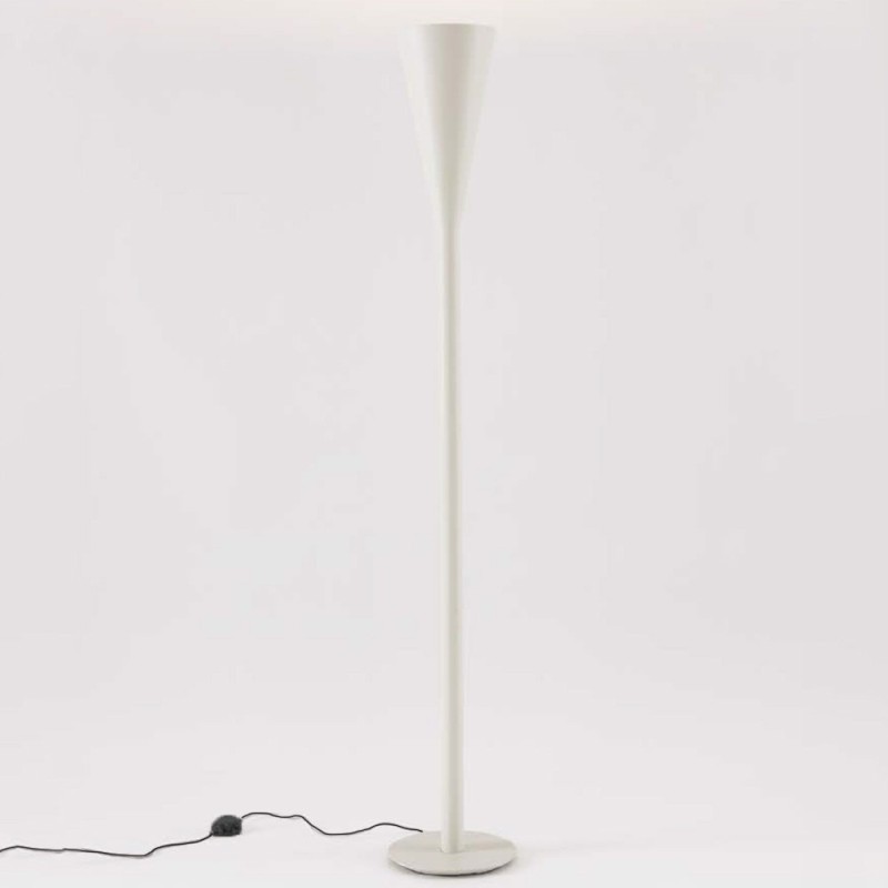https://objectstorage.ap-seoul-1.oraclecloud.com/n/cnk6gaix2gpw/b/loqoqo-conv/o/fontana-arte/fontana-arte-riluminator-led-floor-lamp-re-edition/60424.jpg