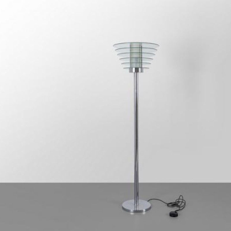https://objectstorage.ap-seoul-1.oraclecloud.com/n/cnk6gaix2gpw/b/loqoqo-conv/o/fontana-arte/fontana-arte-t-0024-dimmable-floor-lamp-in-glass/63367.jpg