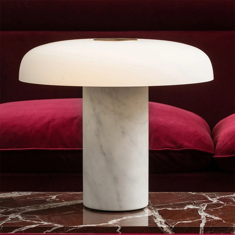 https://objectstorage.ap-seoul-1.oraclecloud.com/n/cnk6gaix2gpw/b/loqoqo-conv/o/fontana-arte/fontana-arte-tropico-large-dimmable-led-table-lamp-in-marble/58233.jpg