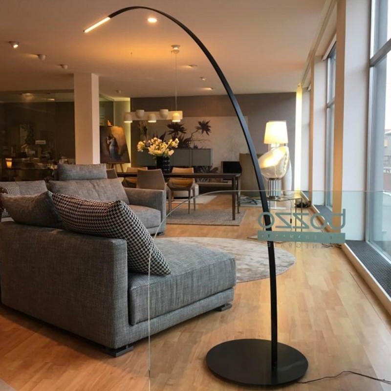 https://objectstorage.ap-seoul-1.oraclecloud.com/n/cnk6gaix2gpw/b/loqoqo-conv/o/fontana-arte/fontana-arte-yumi-floor-lamp/115626.jpg
